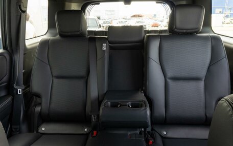 Toyota Land Cruiser Prado, 2024 год, 12 474 000 рублей, 13 фотография