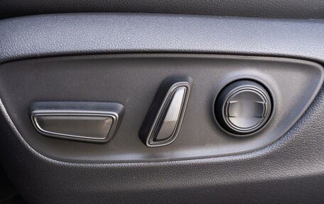 Toyota Land Cruiser Prado, 2024 год, 12 474 000 рублей, 17 фотография