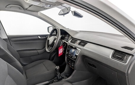 Skoda Rapid I, 2017 год, 850 000 рублей, 11 фотография