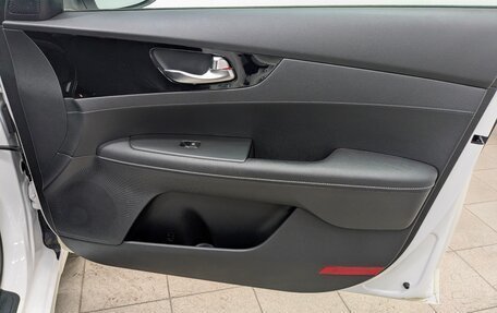 KIA Cerato IV, 2022 год, 2 590 000 рублей, 14 фотография