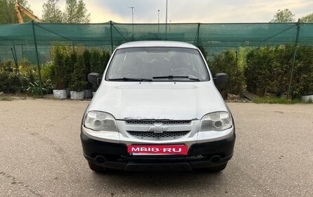 Chevrolet Niva I рестайлинг, 2009 год, 295 000 рублей, 3 фотография