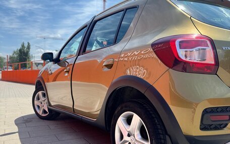 Renault Sandero II рестайлинг, 2015 год, 870 000 рублей, 4 фотография