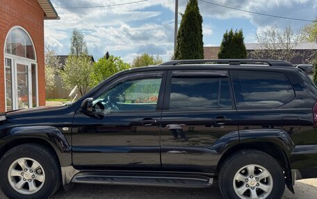 Toyota Land Cruiser Prado 120 рестайлинг, 2008 год, 2 700 000 рублей, 5 фотография