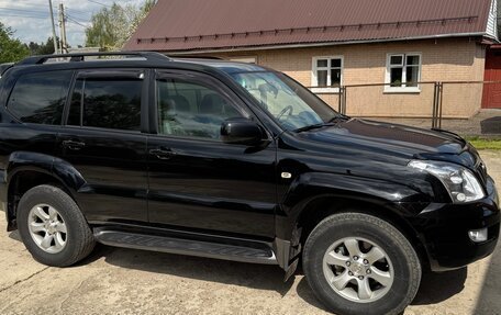 Toyota Land Cruiser Prado 120 рестайлинг, 2008 год, 2 700 000 рублей, 7 фотография