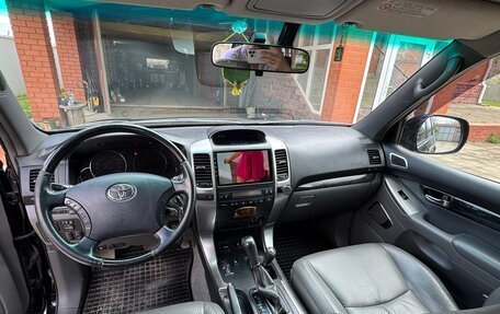 Toyota Land Cruiser Prado 120 рестайлинг, 2008 год, 2 700 000 рублей, 9 фотография