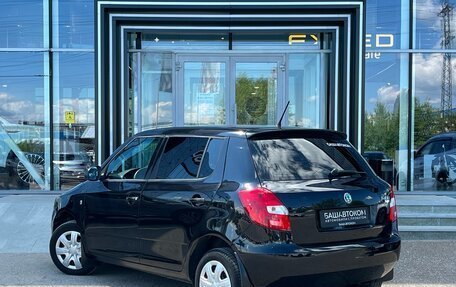 Skoda Fabia II, 2011 год, 500 000 рублей, 5 фотография