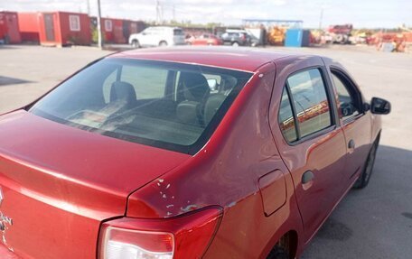 Renault Logan II, 2017 год, 400 000 рублей, 4 фотография