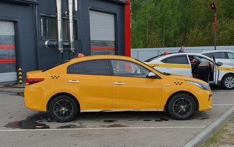 KIA Rio IV, 2018 год, 610 000 рублей, 8 фотография