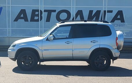 Chevrolet Niva I рестайлинг, 2010 год, 387 000 рублей, 4 фотография