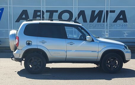 Chevrolet Niva I рестайлинг, 2010 год, 387 000 рублей, 3 фотография