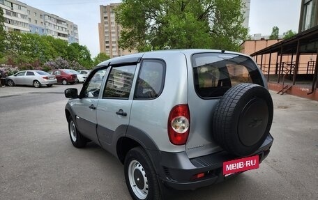 Chevrolet Niva I рестайлинг, 2013 год, 625 000 рублей, 3 фотография