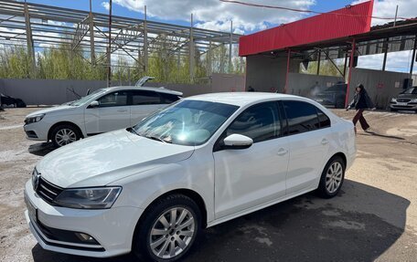 Volkswagen Jetta VI, 2016 год, 895 000 рублей, 2 фотография