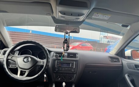 Volkswagen Jetta VI, 2016 год, 895 000 рублей, 17 фотография