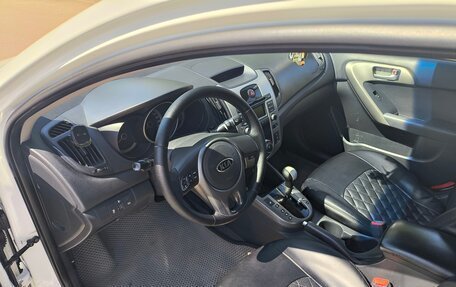 KIA Cerato III, 2009 год, 700 000 рублей, 4 фотография