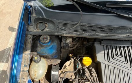 Renault Logan II, 2015 год, 600 000 рублей, 3 фотография
