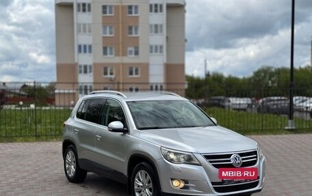 Volkswagen Tiguan I, 2010 год, 950 000 рублей, 4 фотография