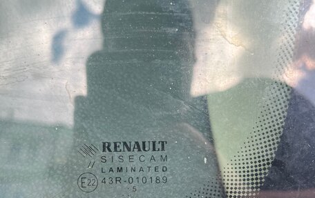 Renault Logan II, 2015 год, 600 000 рублей, 5 фотография