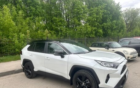 Toyota RAV4, 2021 год, 3 900 000 рублей, 5 фотография