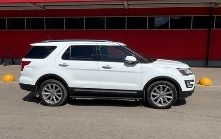 Ford Explorer VI, 2017 год, 2 500 000 рублей, 3 фотография