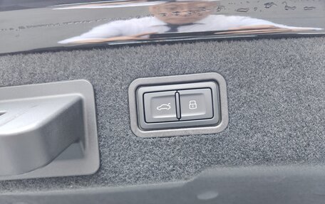 Audi A8, 2022 год, 6 390 000 рублей, 19 фотография