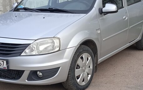 Renault Logan I, 2011 год, 545 000 рублей, 6 фотография