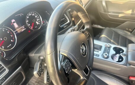 Volkswagen Touareg III, 2013 год, 2 400 000 рублей, 11 фотография