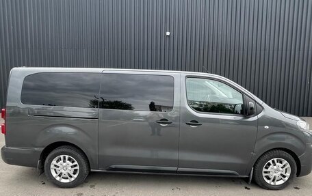 Peugeot Traveller I, 2021 год, 1 900 000 рублей, 6 фотография
