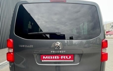 Peugeot Traveller I, 2021 год, 1 900 000 рублей, 5 фотография