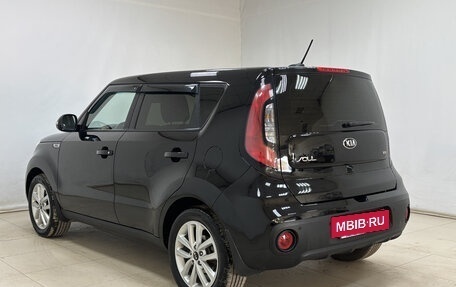 KIA Soul II рестайлинг, 2019 год, 1 560 000 рублей, 6 фотография