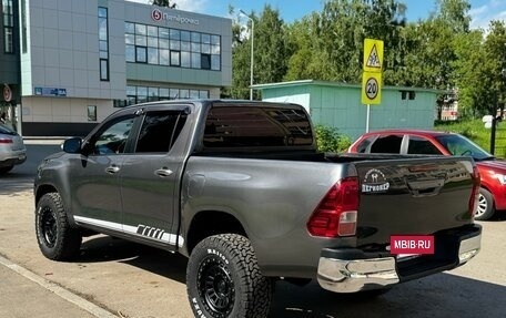 Toyota Hilux VIII, 2015 год, 2 198 000 рублей, 4 фотография
