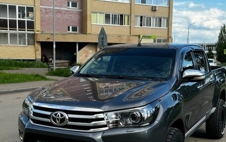 Toyota Hilux VIII, 2015 год, 2 198 000 рублей, 25 фотография