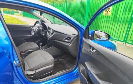 Hyundai Solaris II рестайлинг, 2017 год, 998 000 рублей, 9 фотография