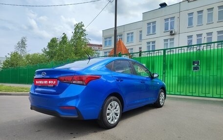 Hyundai Solaris II рестайлинг, 2017 год, 998 000 рублей, 5 фотография