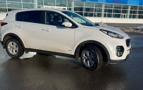KIA Sportage IV рестайлинг, 2018 год, 2 200 000 рублей, 1 фотография