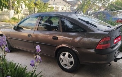 Opel Vectra B рестайлинг, 1997 год, 335 000 рублей, 1 фотография