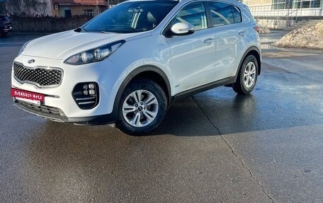 KIA Sportage IV рестайлинг, 2018 год, 2 200 000 рублей, 11 фотография