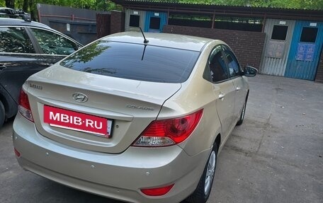 Hyundai Solaris II рестайлинг, 2011 год, 665 000 рублей, 3 фотография