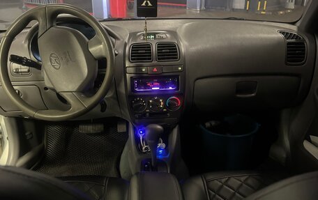 Hyundai Accent II, 2008 год, 600 000 рублей, 23 фотография