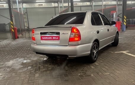 Hyundai Accent II, 2008 год, 600 000 рублей, 24 фотография