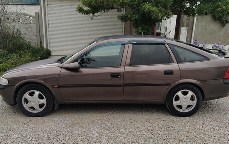 Opel Vectra B рестайлинг, 1997 год, 335 000 рублей, 9 фотография