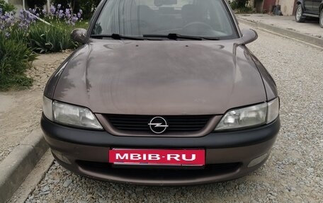 Opel Vectra B рестайлинг, 1997 год, 335 000 рублей, 10 фотография
