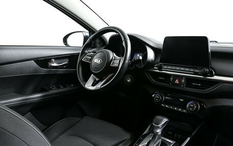 KIA Cerato IV, 2019 год, 2 350 000 рублей, 9 фотография