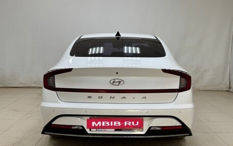 Hyundai Sonata VIII, 2019 год, 2 240 000 рублей, 5 фотография