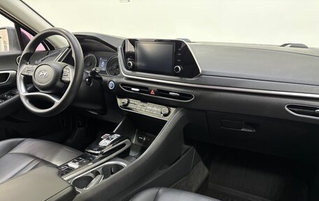 Hyundai Sonata VIII, 2019 год, 2 240 000 рублей, 12 фотография