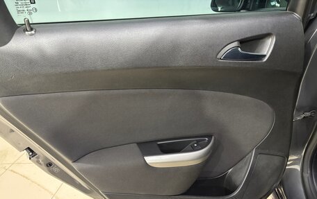 Opel Astra J, 2011 год, 580 000 рублей, 14 фотография