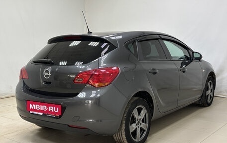 Opel Astra J, 2011 год, 580 000 рублей, 4 фотография