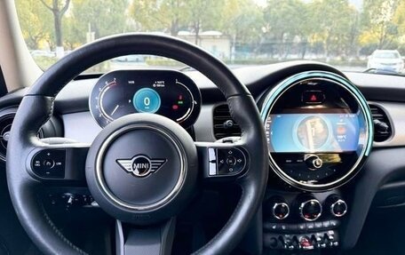 MINI Hatch, 2021 год, 1 780 441 рублей, 6 фотография