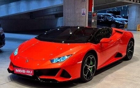 Lamborghini Huracán, 2020 год, 31 000 000 рублей, 5 фотография