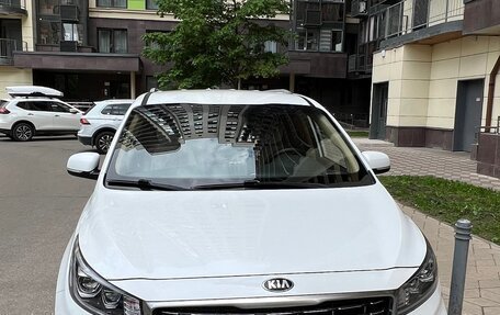 KIA Carnival III, 2019 год, 3 450 000 рублей, 2 фотография