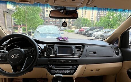 KIA Carnival III, 2019 год, 3 450 000 рублей, 8 фотография